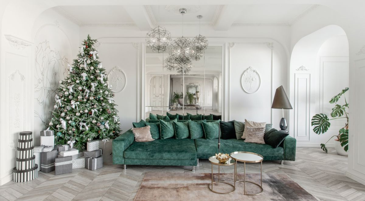 Christmas decor tree living room