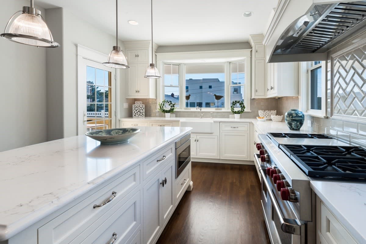 kitchen -- virtual tour                       burlington